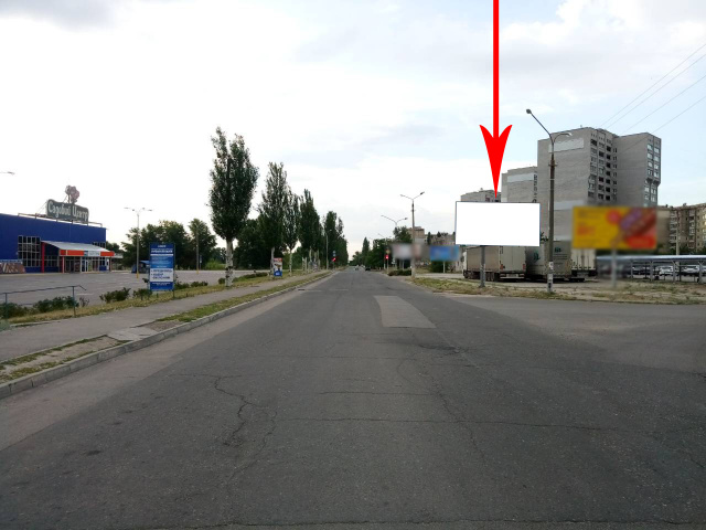 Щит 6x3,  дз22А,просп. Дружби Народів, навпроти гіпермаркету "Епіцентр"(2), біля світлофора