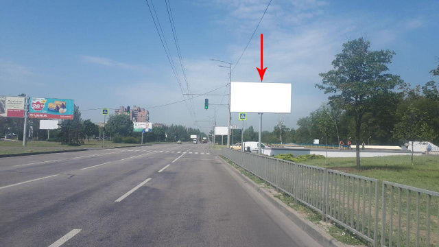 Щит 6x3,  118A,вул. Набережна Заводська, навпроти буд. 53, на світлофорі