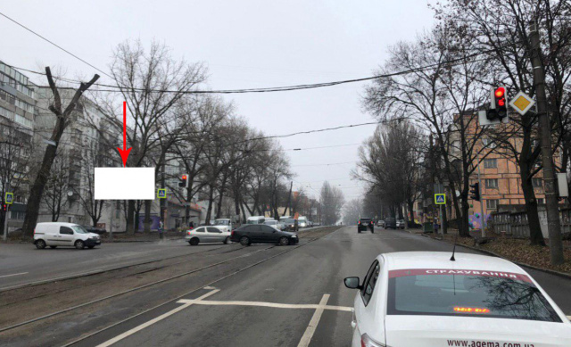 Щит 6x3,  s153B,просп. Богдана Хмельницького - вул. Будівельників, біля зупинки, на світлофорі