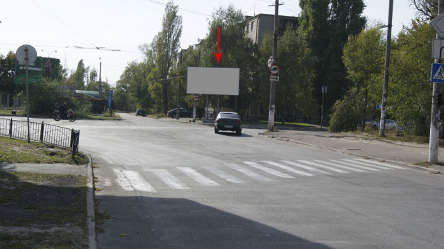 Щит 6x3,  045А,вул. Осіння, 3 - вул. Б. Хмельницького, рух  в напрямку просп.Слобожанський
