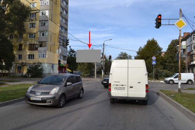 Щит 6x3,  s158Б,вул. Ак. Янгеля - вул. Будівельників, біля світлофора