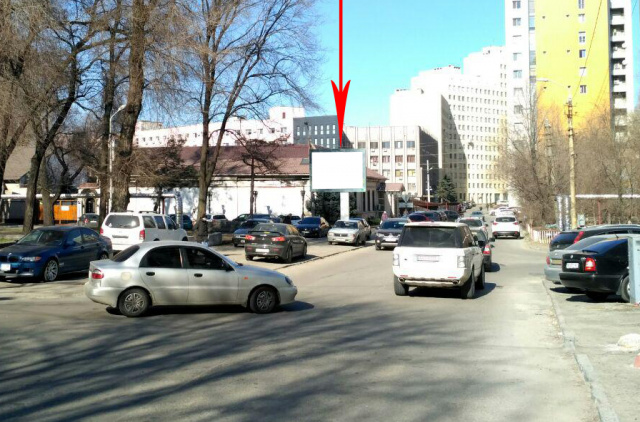 Беклайт 3.14x2.32,  s210A1,узв. Крутогірний (Рогальова) - вул. Ливарна, в напрямку до Набережної