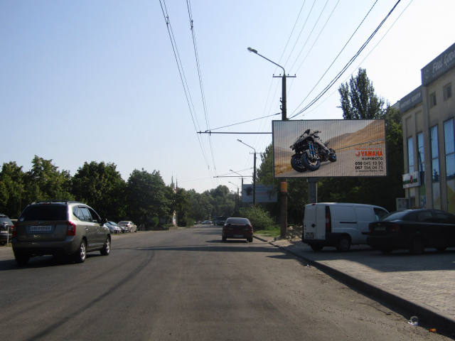 Призма 6x3,  m044A1,бульв. Слави, 5, маг. Сільпо