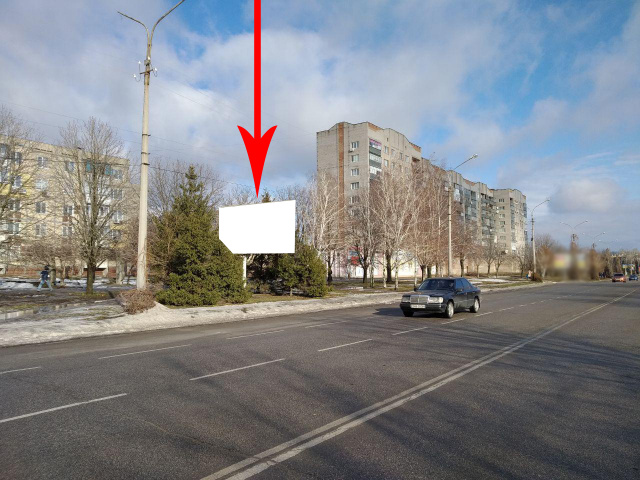 Щит 6x3, Нп15Б,вул.Першотравнева, навпроти буд.№5, напрямок руху до районної лікарні, навпроти ТЦ 33 квадратних метри Щит 6x3, Нп15Б,вул.Першотравнева, навпроти буд.№5, напрямок руху до районної лікарні, навпроти ТЦ 33 квадратних метри
