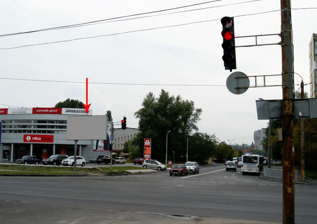 Щит 6x3,  s131Б,вул. Набережна Перемоги - пров. Добровольців, біля світлофора