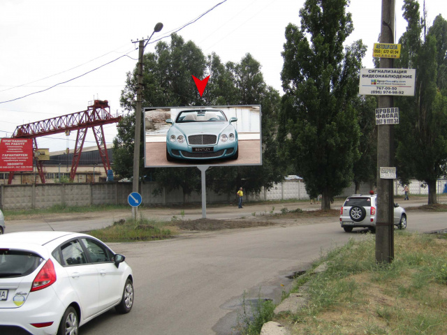 Щит 6x3,  m014A2,вул. Гаванська, 8, розділова смуга, рух у бік ж/м Придніпровськ