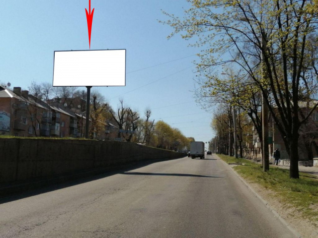 Щит 6x3, 068B,просп. Івана Мазепи, в районі буд. 2 А, на розподільчій смузі, напрямок руху з центру (РОЗМІР площини 5.8х2.8) Щит 6x3, 068B,просп. Івана Мазепи, в районі буд. 2 А, на розподільчій смузі, напрямок руху з центру (РОЗМІР площини 5.8х2.8)