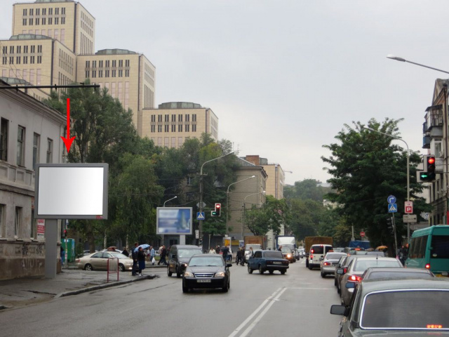 Скролл 3.14x2.32,  022Б5,вул. Коцюбинського, 2 (навпроти ТЦ НОВИЙ ЦЕНТР при з'їзді з Нового мосту), біля світлофору