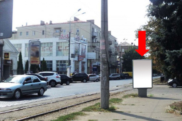 Сітілайт 1.2x1.8,  C08Б,пр. К. Маркса, 101 - вул. Мостова (роздільник)