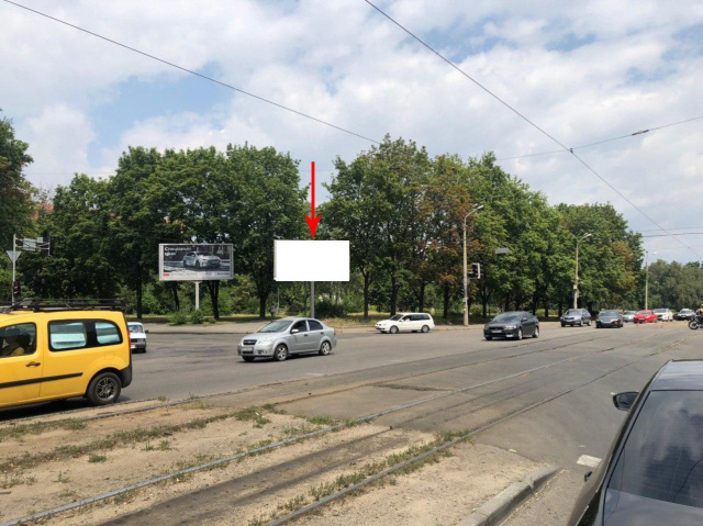 Призма 6x3,  t079A2,просп. Богдана Хмельницького - просп. Пилипа Орлика
