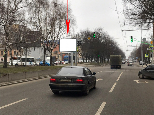 Скролл 3.14x2.32,  088A2,просп. Олександра Поля - вул. Ульянова, на світлофорі, рух вгору