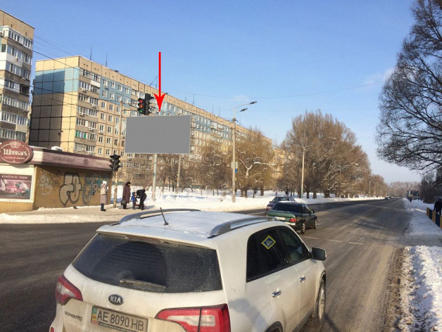 Щит 6x3,  116Б,вул. Метробудівників 5 (перед АТБ), біля світлофору
