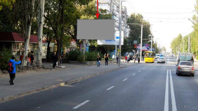 Щит 6x3,  s109Б,вул. Калинова, навпроти буд. 66, по руху в бік просп. Слобожанський (пр.ім.газ. "Правда"), біля світлофора