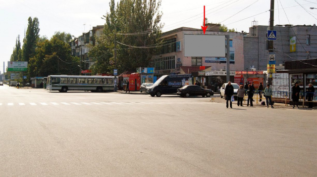 Щит 6x3,  049А,вул. Калинова - вул. П. Калнишевського (Косіора), навпроти ДК "Металургів"