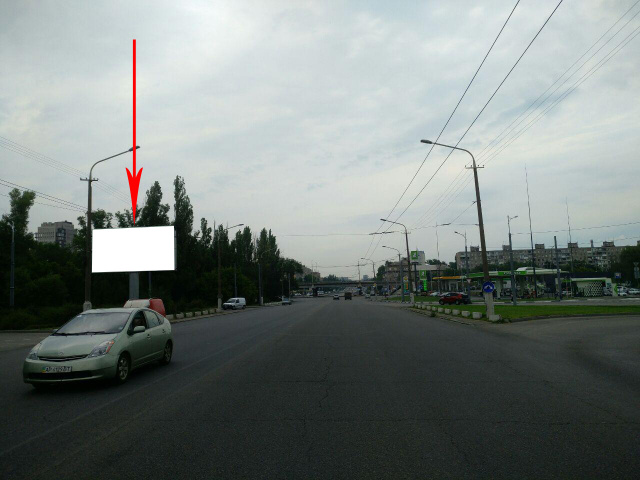 Беклайт 8x4,  t118B,Центральний міст, з'їзд з мосту на лівий берег