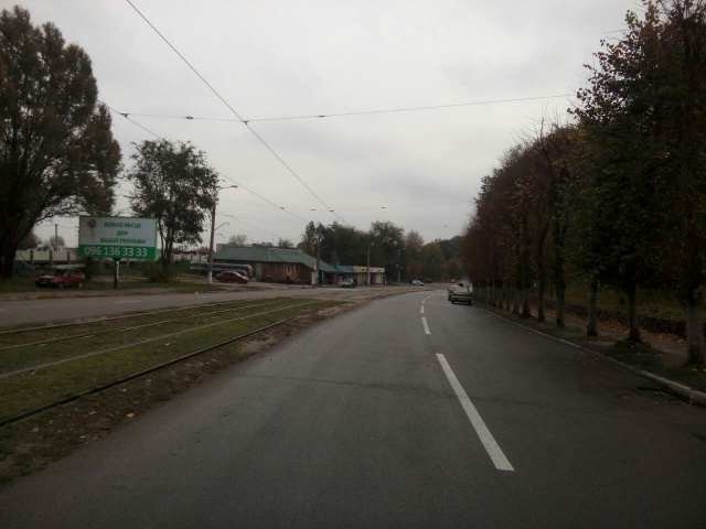 Щит 6x3,  дз37Б,пр. Василя Стуса - вул. Бурхана (район з/д платформи), напрямок до готелю Зоря