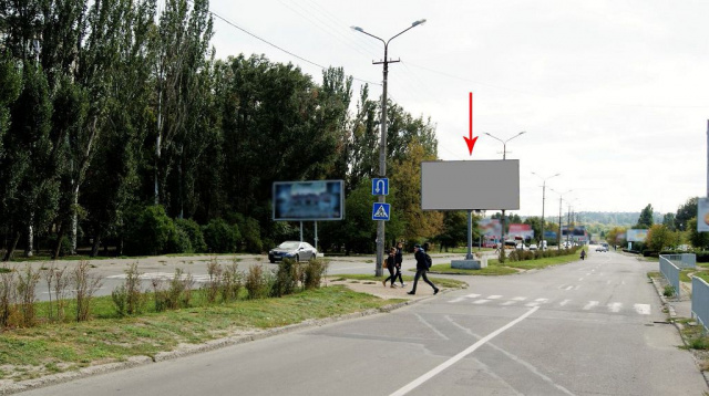 Щит 6x3,  026А1,вул. Ю. Кондратюка (Комунарівська), 1 (МАКДОНАЛДС, КОМФІ, БІЛЛА), рух від набережної Заводської