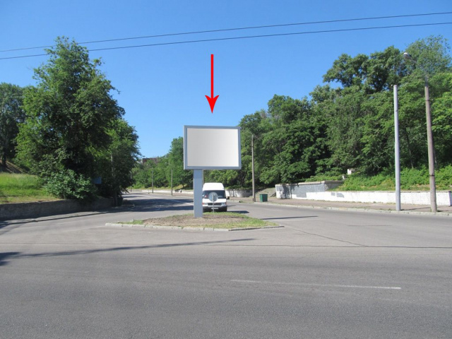 Беклайт 3.14x2.32,  013Б,вул. Січеславська Набережна (Наб. В.І. Леніна), на розділовій смузі біля Мерефо-Херсонського мосту