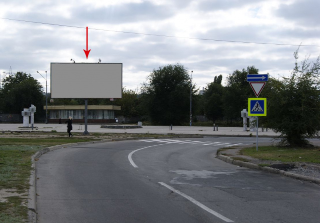Щит 6x3,  058А1,вул. Ю. Кондратюка (Комунарівська) - вул. В. Діївська (Бр. Трофімових), тупик станцій Метро