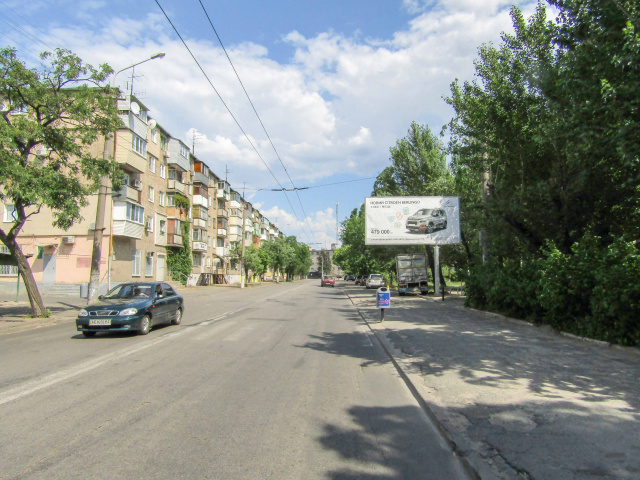Щит 6x3,  m008A,вул. Богдана Хмельницького, 24