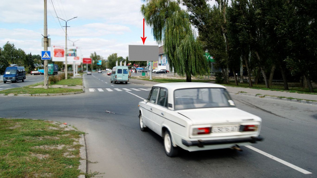 Щит 6x3,  s171А,вул. Ю. Кондратюка (Комунарівська) біля магазину COMFY