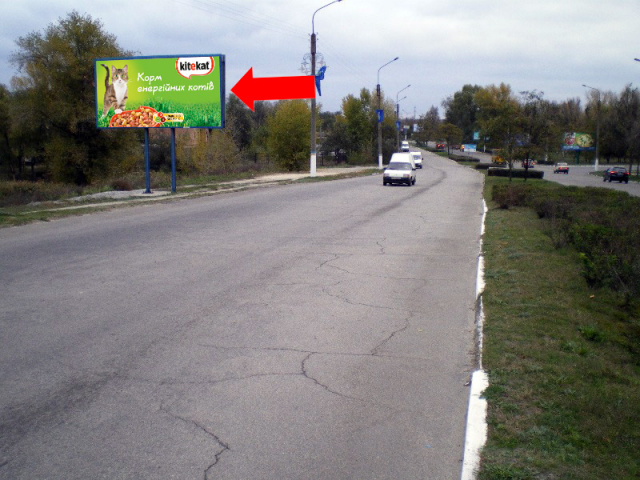 Щит 6x3,  дз61Б,просп. Перемоги (на узбіччі дороги), рух в напрямку Єлизаветівського шосе