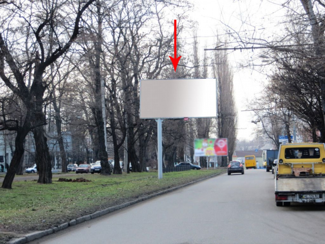 Щит 6x3,  018А,просп. Пушкіна, 38 (біля перехрестя з вул. Робоча), у бік автовокзалу