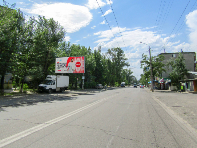Щит 6x3,  m008B,вул. Богдана Хмельницького, 24