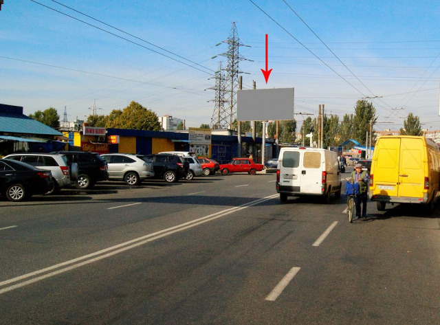Щит 6x3,  029Б,вул. Березинська, 26 (біля квіткового ринку), напрямок до ТРЦ КАРАВАН
