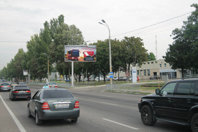 Призма 6x3,  m020A1,Запорізьке шосе, 27, автомалон Мазда