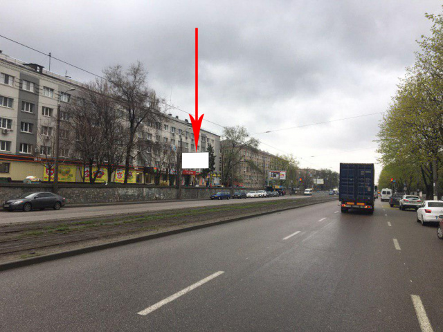Щит 6x3,  t080B,просп. Богдана Хмельницького, 16, біля входу у Варус