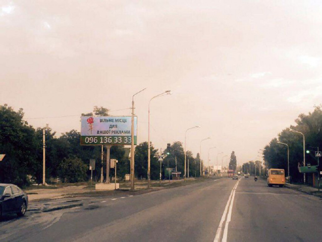Щит 6x3,  Пв12Б,вул. Дніпровська, в районі буд. №315, біля світлофора