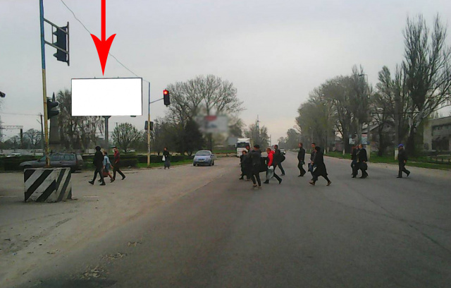 Щит 6x3,  дз01Б,вул. Січеславський шлях навпроти магазину "Експрес" (біля ж/д станції), нарямок до виїзду з міста, біля світлофора