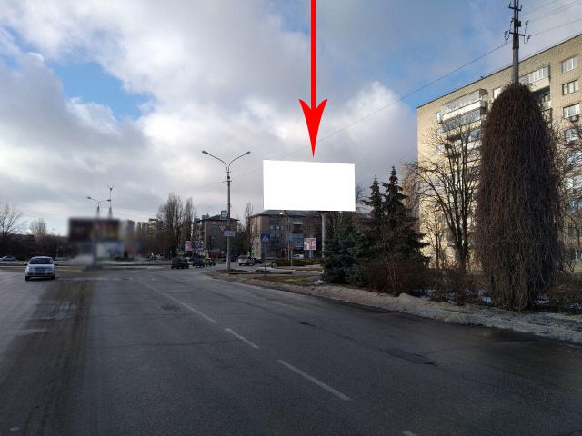 Щит 6x3,  Нп20А,вул.Першотравнева, навпроти буд. №1, центральна кільцева розв'язка міста