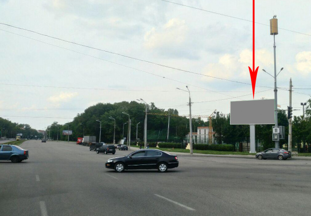 Беклайт 8x4,  t083A,просп. Богдана Хмельницького - Запорізьке шосе, рух у бік ТРЦ Дафі