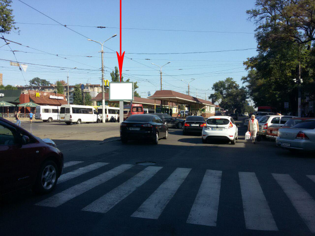 Беклайт 3.14x2.32,  t204A,пл. Старомостова навпроти буд. №12, на зупинці
