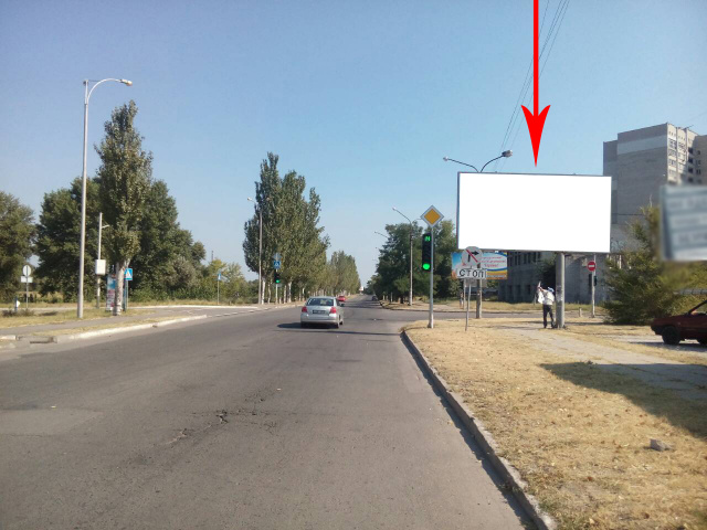Щит 6x3,  дз21А,просп. Дружби Народів, навпроти гіпермаркету "Епіцентр"(1), біля світлофора