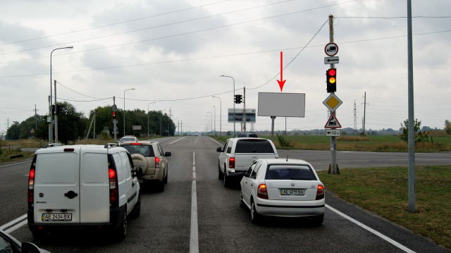Щит 6x3,  s305А,вул.Аеропортівска - вул.Старокодакська, біля світлофора