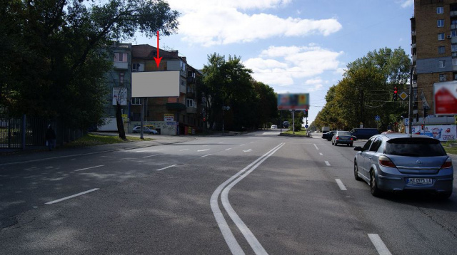 Щит 6x3,  002Б,просп. І. Мазепи (Петровського) - вул. Алтайська (поряд з АТБ) у бік ви'їзду в місто, біля світлофору