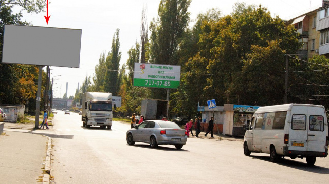 Щит 6x3,  s117Б,просп. П. Калнишевського (Косіора) - вул. Гулі Корольової (тупик маршруток, АТБ)