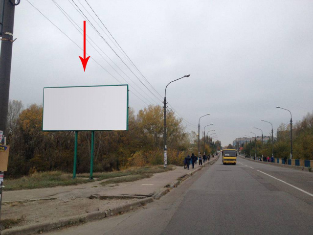 Щит 6x3,  дз83Б,мостовий перехід з 9-го на 1-й мікрорайон, біля світлофора