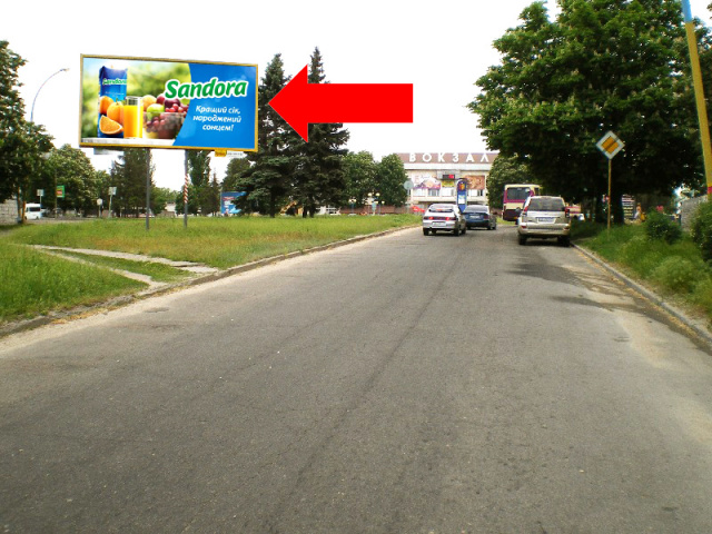 Щит 6x3,  дз51А2,просп. Свободи, 103-Б (р-н привокзальної площі), рух до залізничного вокзалу