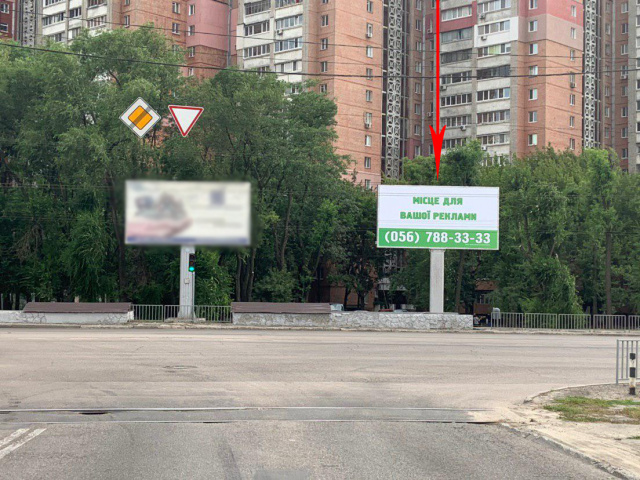 Беклайт 8x4,  t094A,Запорізьке шосе - вул. Космічна, на світлофорі (біля маг. ВАРУС)